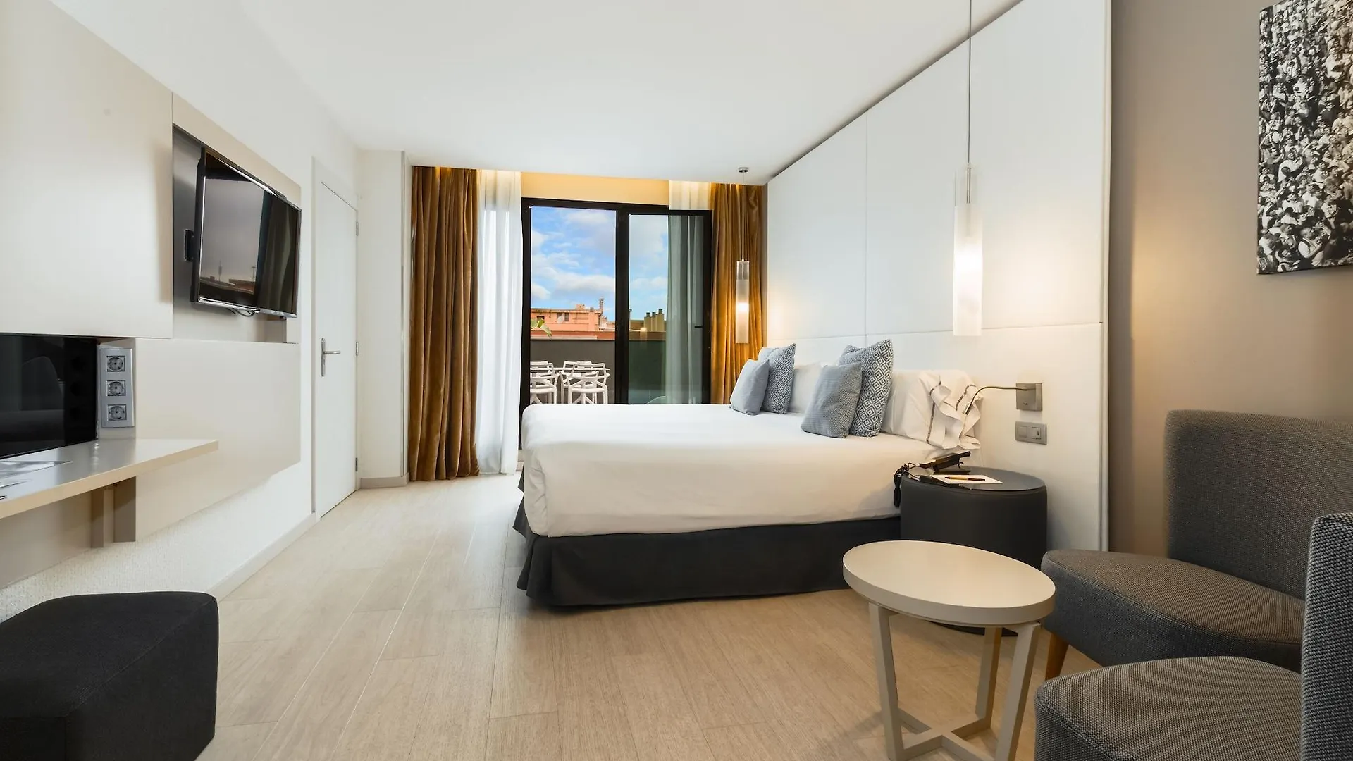Grums Hotel & Spa Barcelona