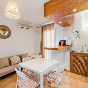 https://apartamentos-mayans.balearic-islands.net